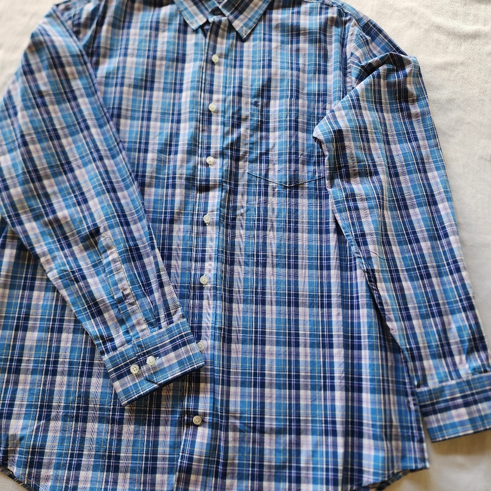 Men IZOD shirt
